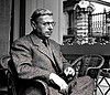 https://upload.wikimedia.org/wikipedia/commons/thumb/d/d1/Jean-Paul_Sartre_FP.JPG/100px-Jean-Paul_Sartre_FP.JPG